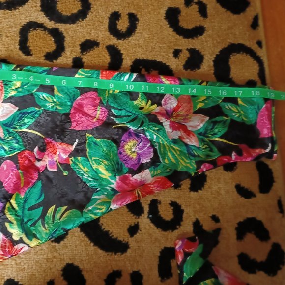 Mint Condition Vintage Tropical Jungle Print Dressing Gown With Pockets - Picture 6 of 10